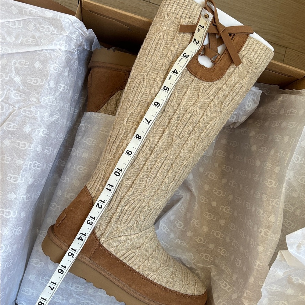 UGG Classic Tall Cabelle Knit - Picture 7 of 9